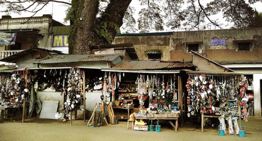 pasar barang antik